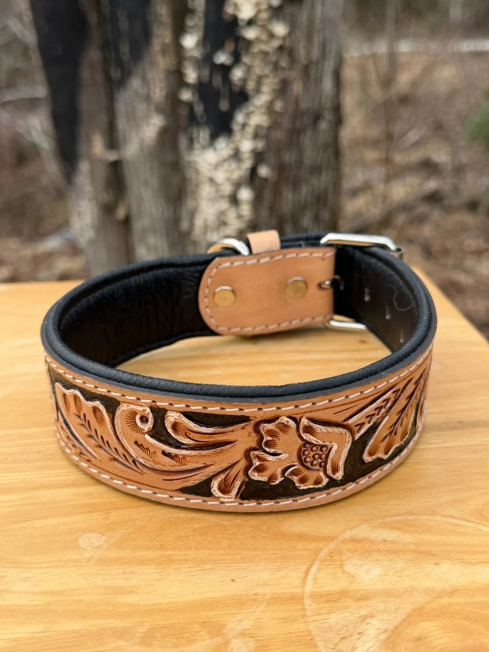 Hand-Tooled Leather Dog Collar in Tan and Black